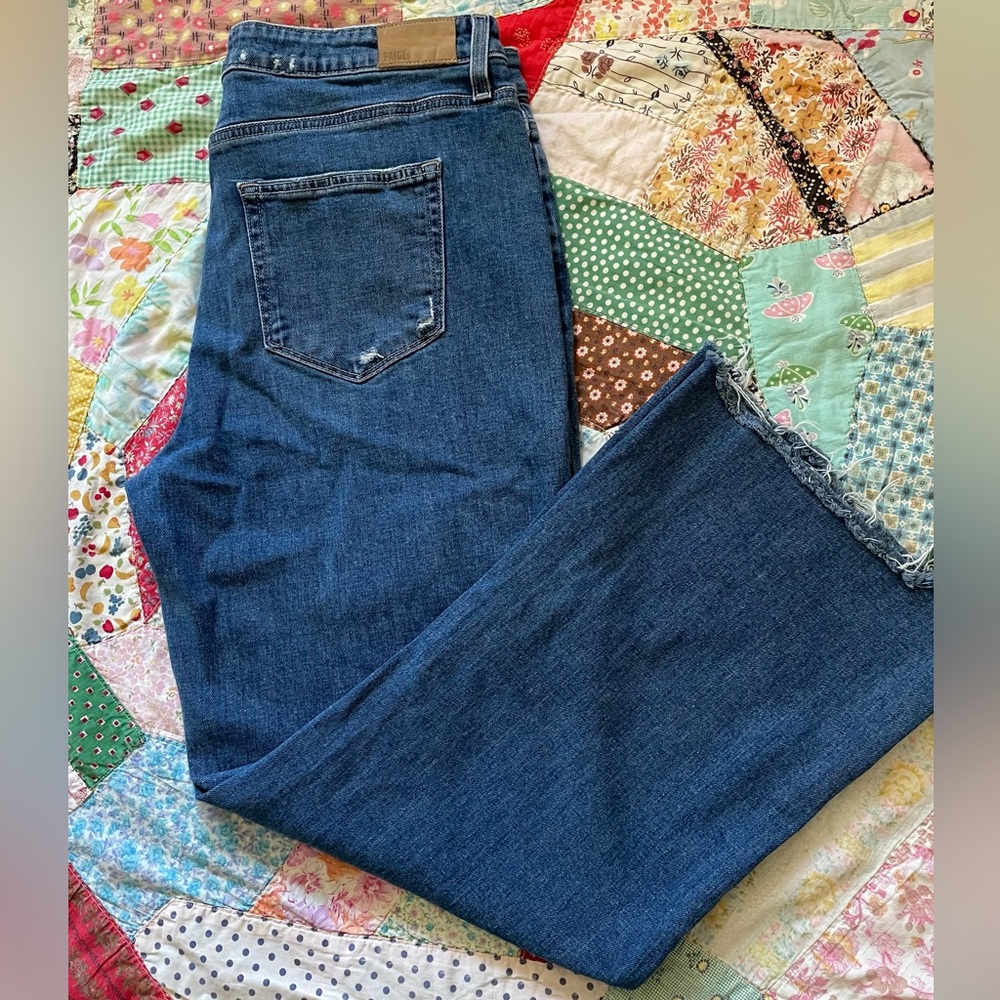 PAIGE Leenah Ankle Jeans in Classic Blue Wide Leg Raw Hem Excellent Shape Size32 - Picture 11 of 11